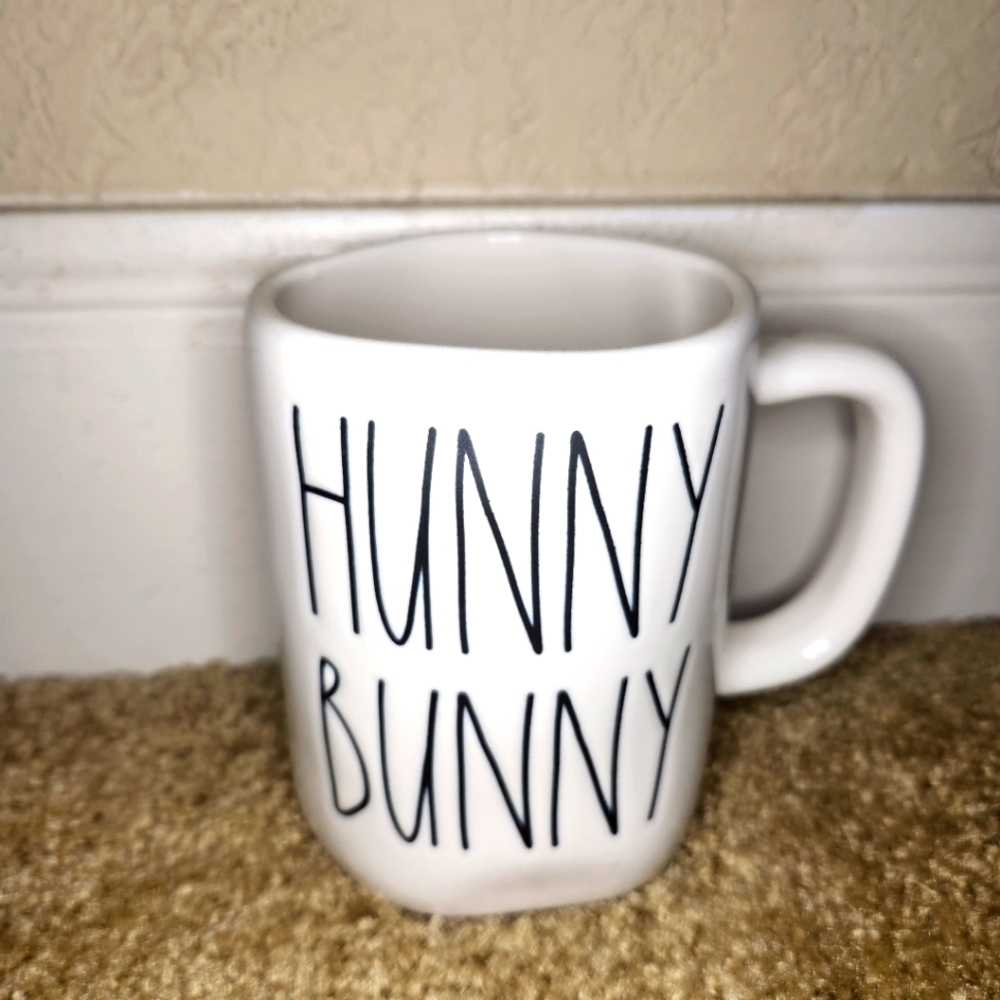 Rae Dunn HUNNY BUNNY easter mug